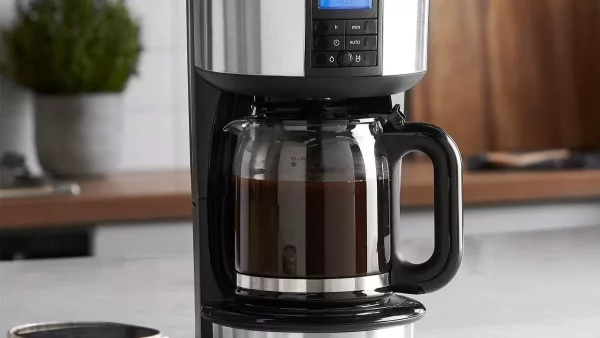 Russell Hobbs Buckingham Filter Coffee Machine, 1.25L Carafe - Image 3