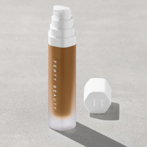 FENTY Makeup Soft'Lit Naturally Luminous Longwear Foundation