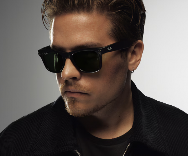 Ray-Ban Meta Wayfarer Sunglasses - Image 5