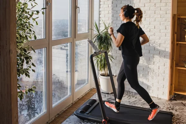 Foldable Motorised Treadmill - For Home and Office - Image 2